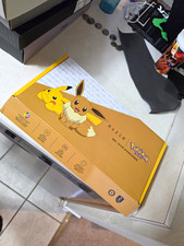 Razer x Pokémon Pikachu & Eevee Mechanical Keyboard English QWERTY Yellow