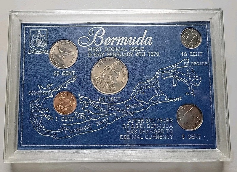 Vintage 1970 BERMUDA FIRST DECIMAL ISSUE D-DAY FEB 6th in case