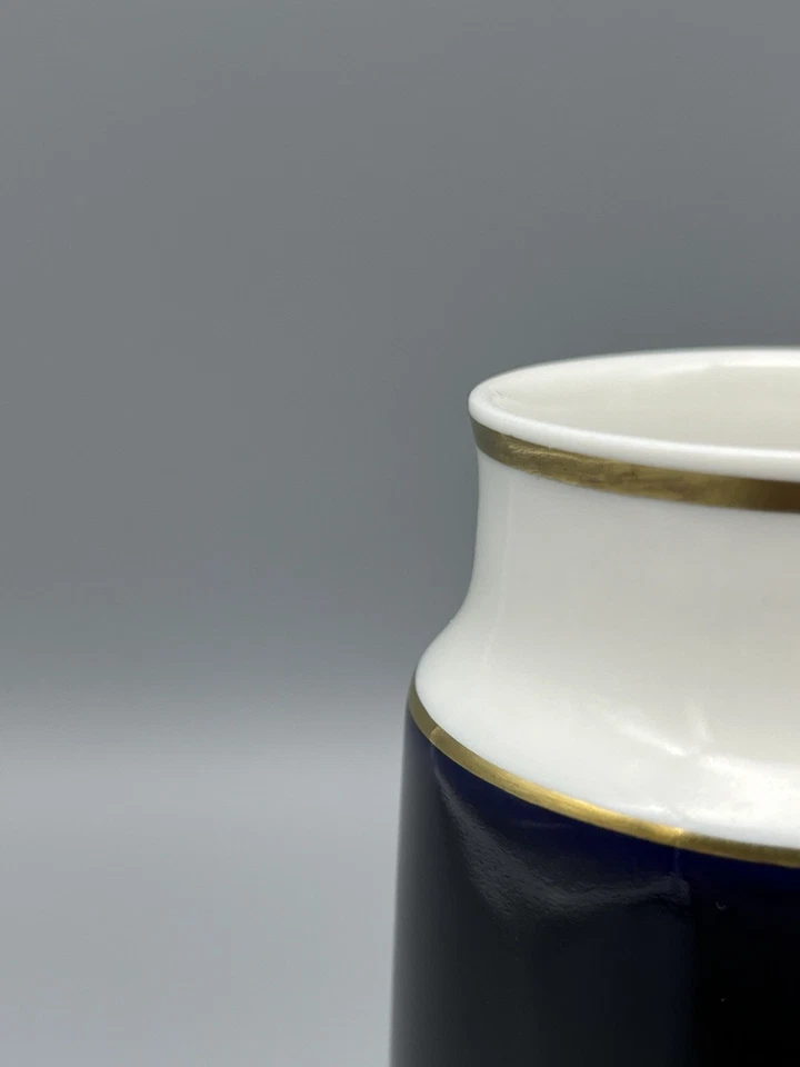 Vase "Tini" | Weimar Porzellan | Entwurf Peter Smalun | Kobalt - Bild 4 von 4