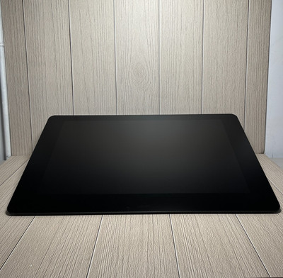 Wacom Cintiq DTH-3220 32 Inch 4k UHD Graphics Tablet No Pen No Charger