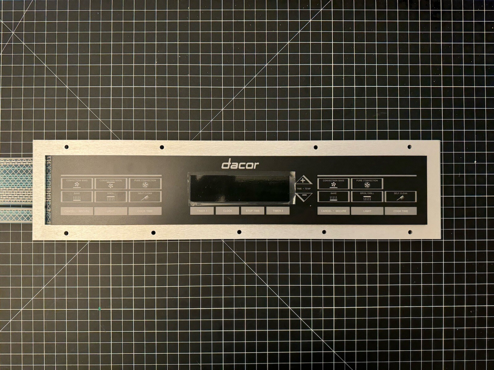 62310 de81-08133a  NEW DACOR OVEN TOUCH PANEL INLAY.    1 Year Warranty