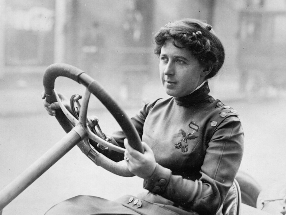 Race car driver Joan Newton Cuneo, in car Vintage Old Photo 8.5 x 11 Reprints
