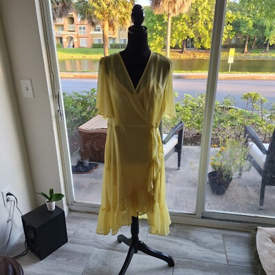Calvin Klein Yellow Chiffon Hi-Lo Dress Size 14 Flutter Sleeve Faux Wrap. | eBay Calvin Klein Yellow Chiffon Hi-Lo Dress Size 14 Flutter Sleeve Faux Wrap. | eBay