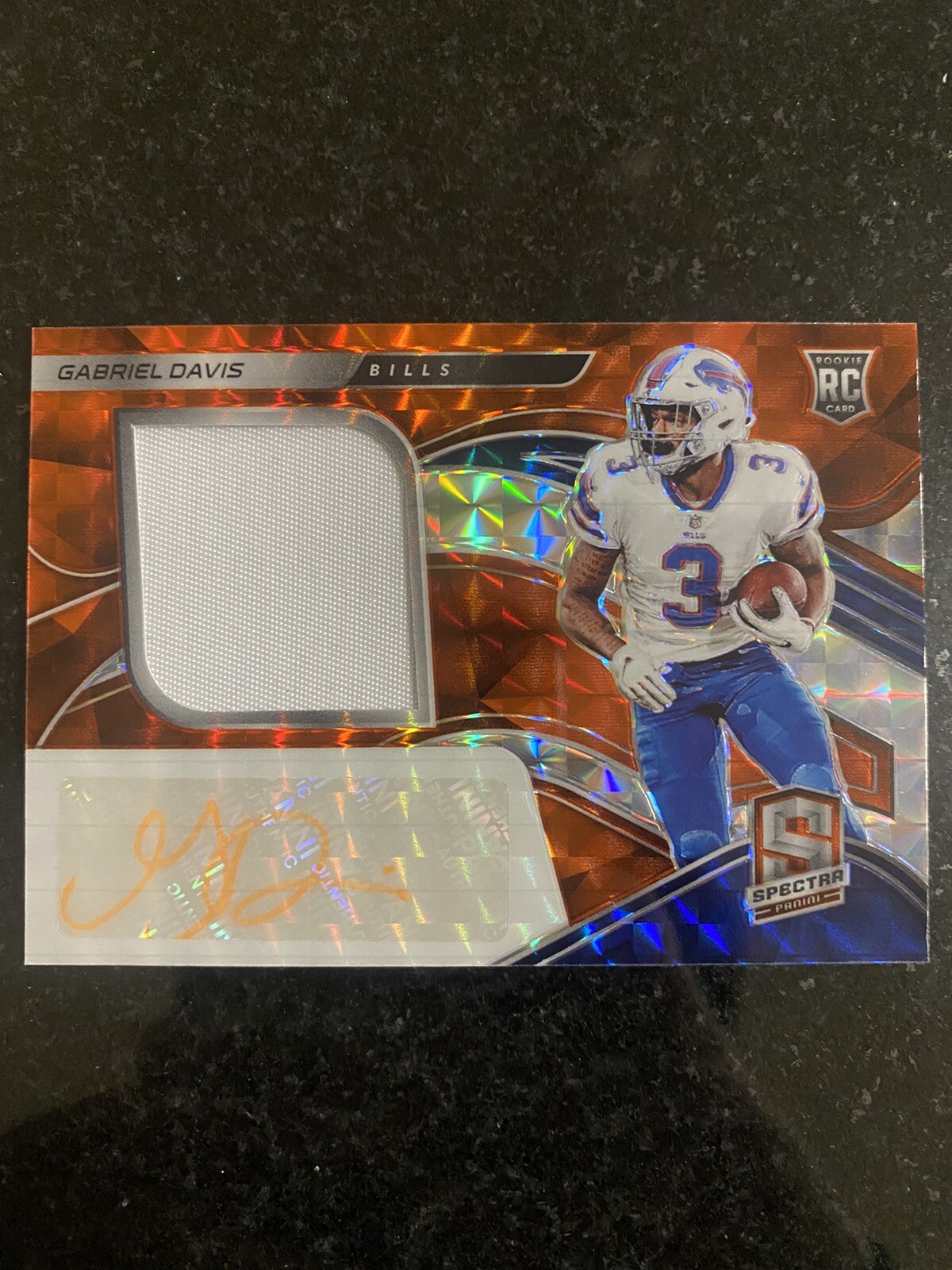 2020 Spectra Gabriel Davis Neon Orange Prizm RPA Rookie Patch Auto #/15 Bills