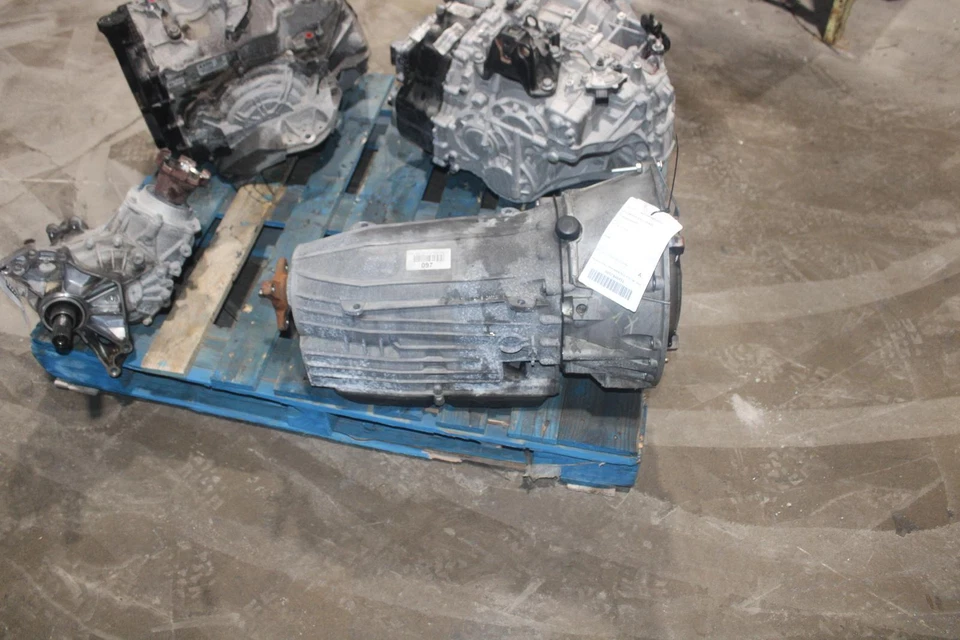 Used Automatic Transmission Assembly fits: 2013 Mercedes-benz Mercedes c-class 2 Foto 3 de 4