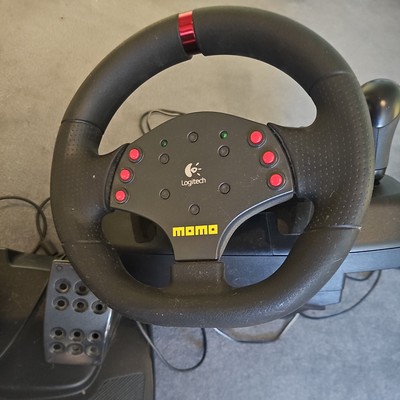 Logitech Momo Racing   Lenkrad mit Force Feedback für PC -Gebraucht