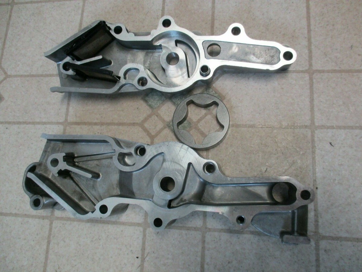 02 Honda F12 Aquatrax Jet Ski Oil Pump Housing 4 Stroke DOHC PWC