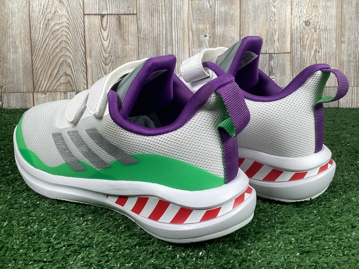 adidas buzz trainers