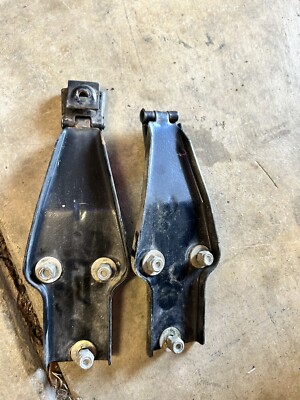 1996 Polaris Xlt Indy Triumph Front Hood Shroud Hinge Bracket Pair Hinges