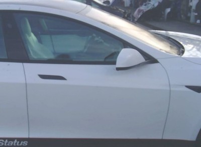 2018 Tesla S Front Passenger Right RH Door Assembly in PPSW White