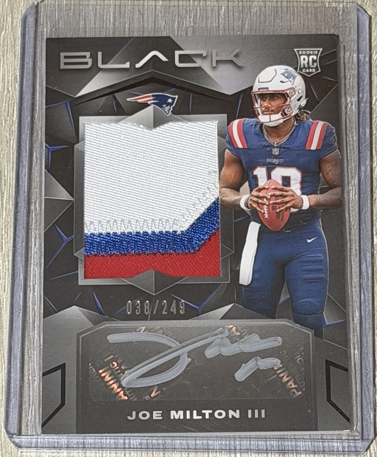 2024 Panini Black - Rookie Patch Autograph Joe Milton III #204 /249 (MEM, RC)
