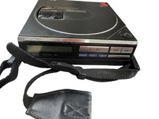 Vintage Sony Discman D-7 BP-200 Black Portable Mega Bass Compact CD Player