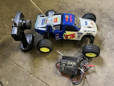 VINTAGE TEAM ASSOCIATED RC10T3  GREAT CONDITION Tekin