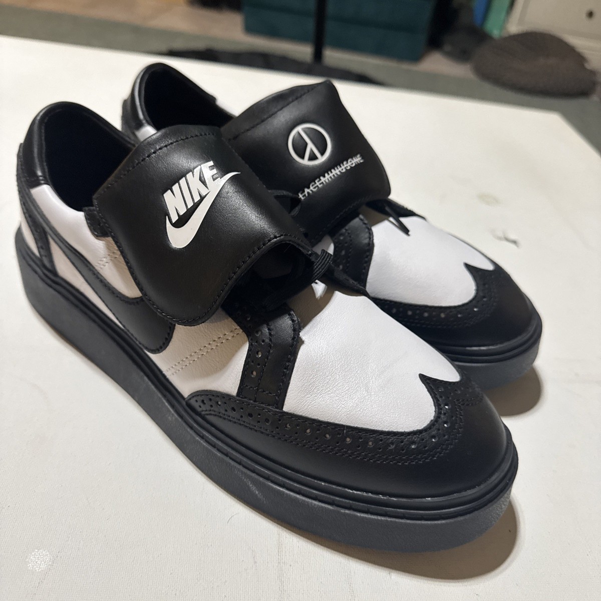 Sz 12 Nike Kwondo 1 G-Dragon Peaceminusone Panda White Black Shoes