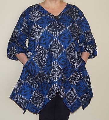 Tunic Plus Size 0X 1X 2X Blue African Batik Adinkra Button Shark-bite Hem Cotton