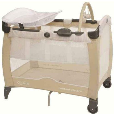 Lettino Da Viaggio Per Bambini Pieghevole Con Fasciatoio - Portatile, Con Ruote E Borsa, 132x75x104 Cm, Marrone Caffè