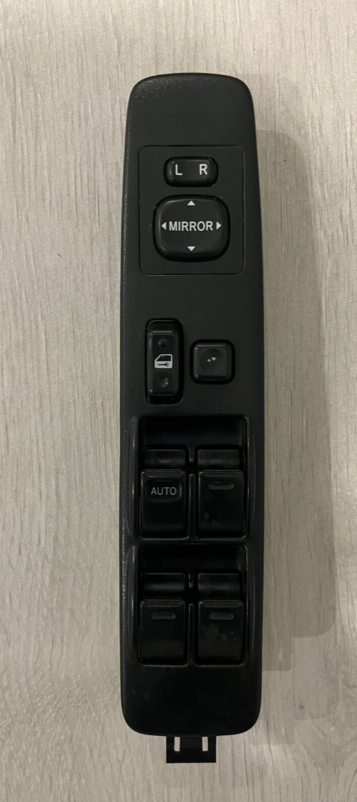 Picture 1 of 4