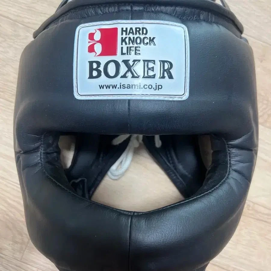 Casco Isami Boxing Facesaver Foto 2 de 3
