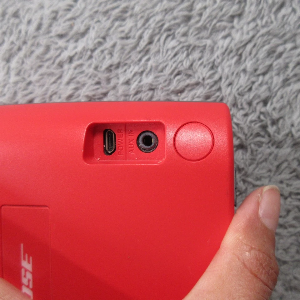 Altavoz Bluetooth Portátil Bose SoundLink Color Rojo Probado Playa Cargable Foto 4 de 4