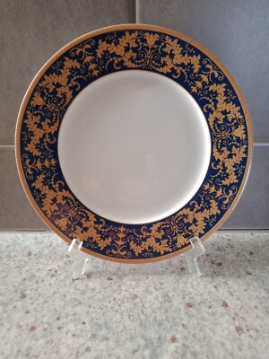 Maxwell & Williams. Tijou Gates. Salad Plate. (20.5cm). Made In China.