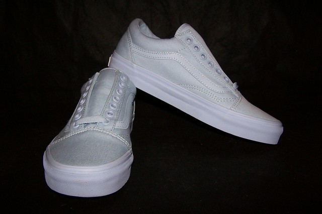 old skool canvas shoes