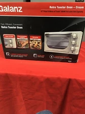 GALANZ RETRO TOASTER OVEN 0.9 Cubic Feet. Cream Color. New
