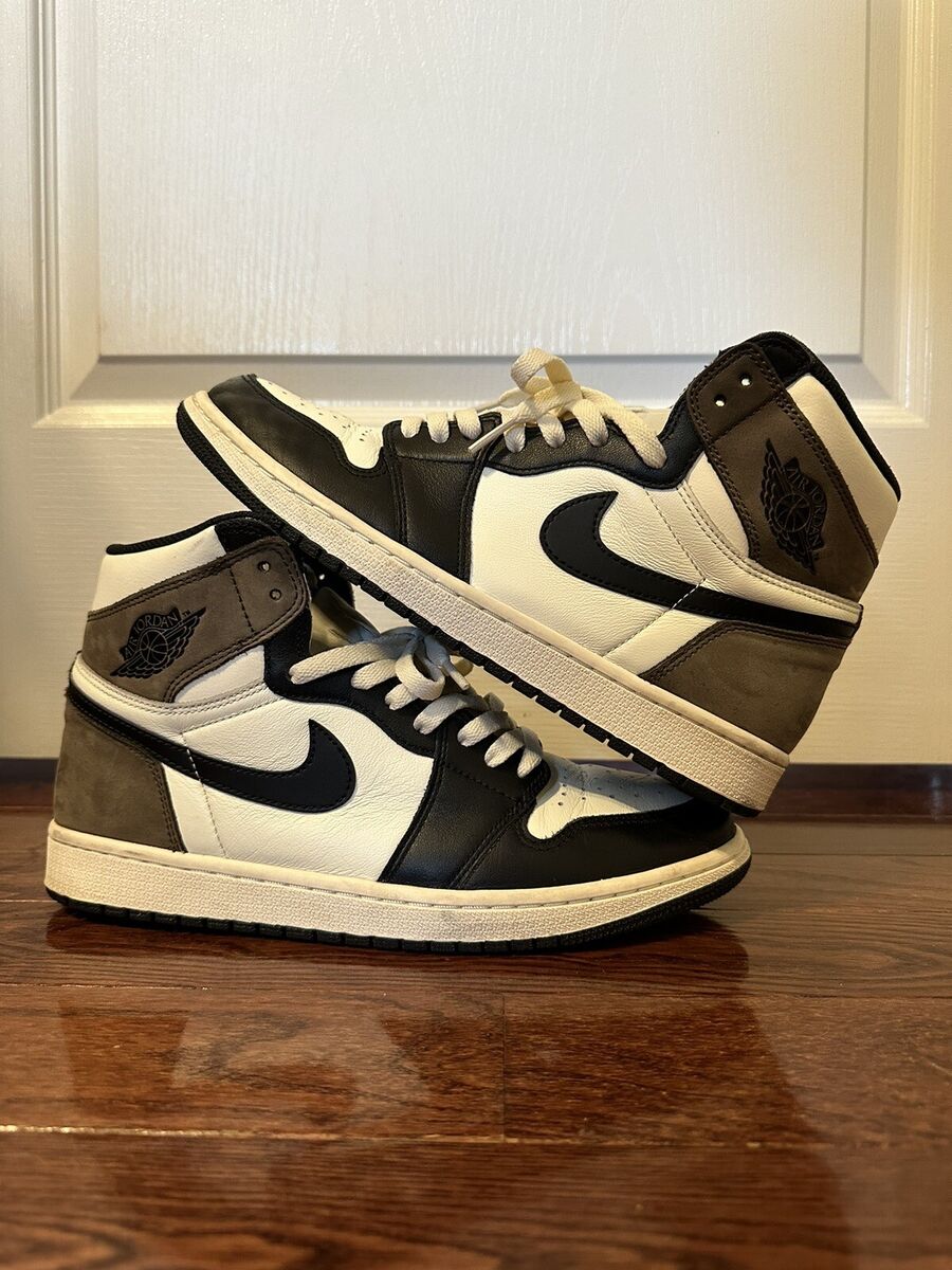 Nike Air Jordan 1 Mens Size 10 Retro High Top OG Sail Black Nike Air Jordan 1 Mens Size 10 Retro High Top OG Sail Black