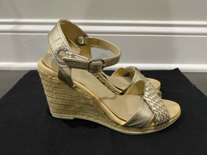 3 inch gold sandals