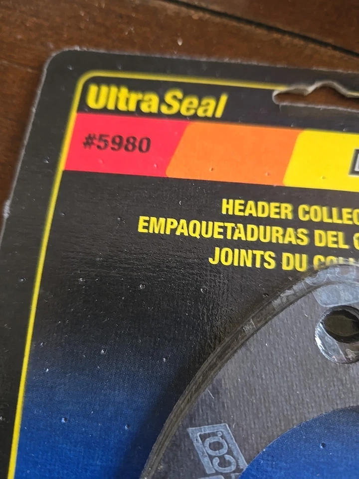 Juntas colectoras de cabezal ultra sellado Mr Gasket 5980 2,5" con 3 orificios de perno Foto 3 de 3