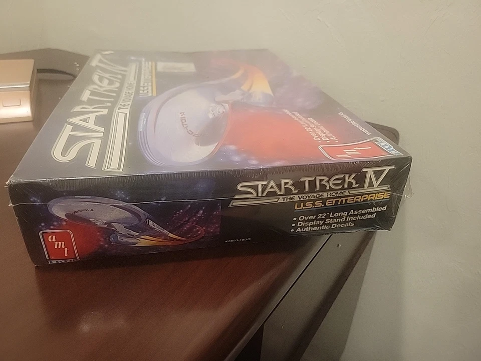 1986 Star Trek IV The Voyage Home AMT Enterprise Model Kit - NEW Sealed - Image 4 of 4