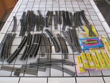 1 large lot of misc. train tracks HO SCALE //////