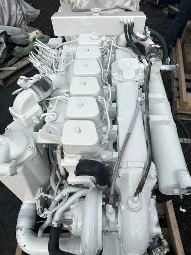Cummins 6BTA 5.9L 330 HP Marine Diesel Engine, Bobtail - Image 4 of 4