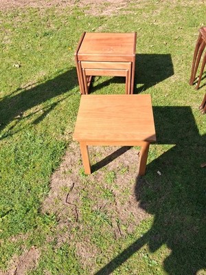 Kleiner schwerer Couchtisch/Beistelltisch/Hocker, schwer, massiv, T46 x 40 x H40 cm