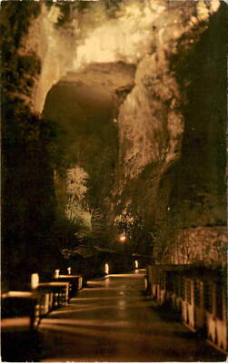 Dawning of the World: Natural Bridge Spectacle