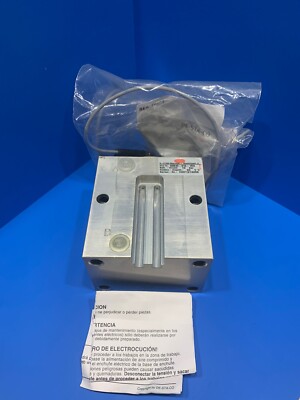 Destaco 89B40-010-1RA Schwenkspanner Pneumatisch