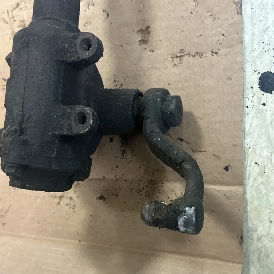 Caja de engranajes de dirección asistida GM OEM con columna y brazo Pitman 1957-58 Oldsmobile 88/98 (GB4 Foto 4 de 4