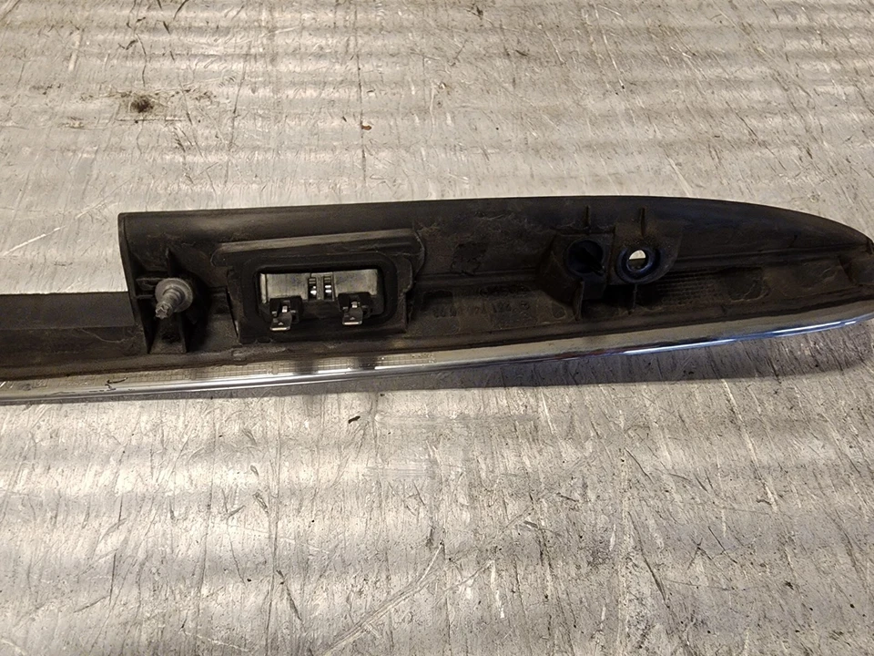 2006 06 2007 07 2008 08 Mercedes R 350 puerta trasera maletero cromo moldura 2517400593 Foto 4 de 4