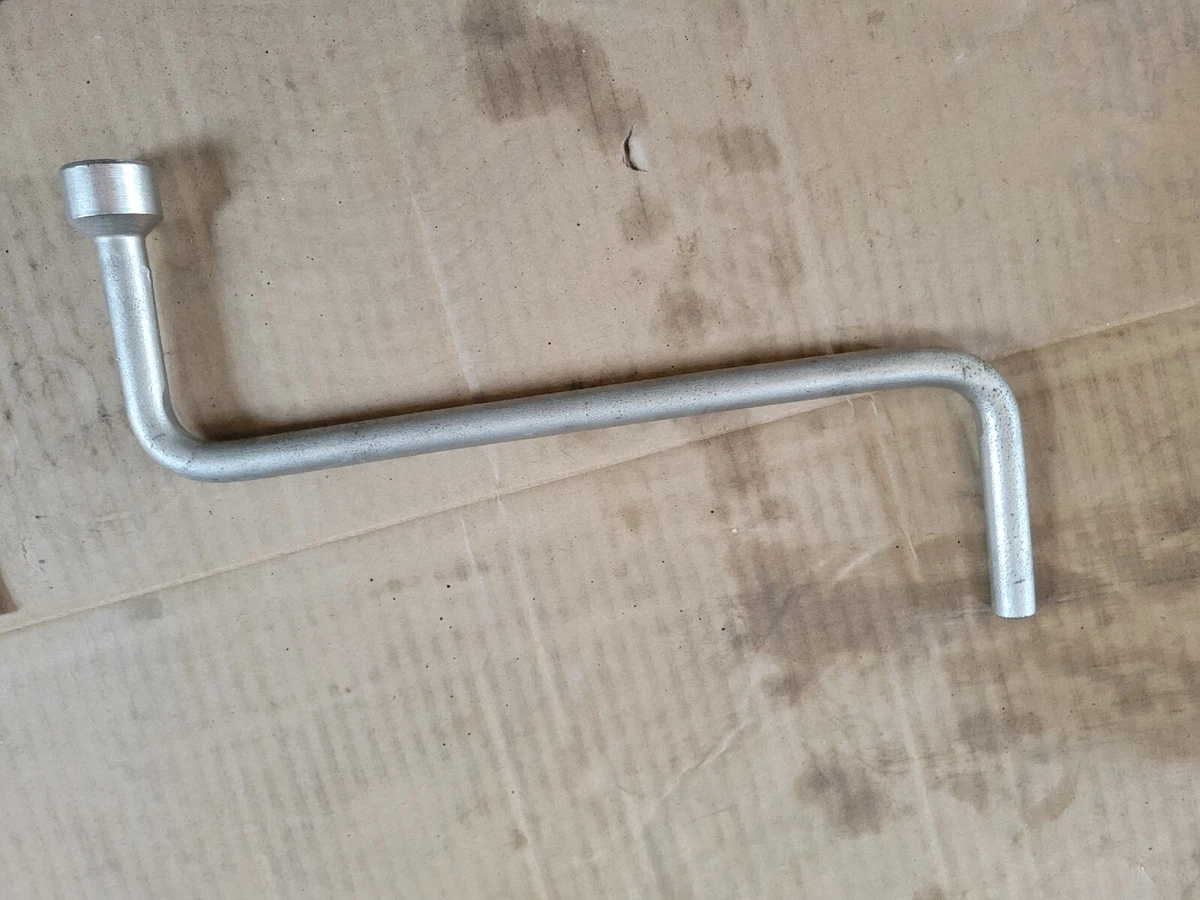 01 05 BMW X5 LUGNUT LUG NUT WRENCH OEM PERFECT CONDITION eBay