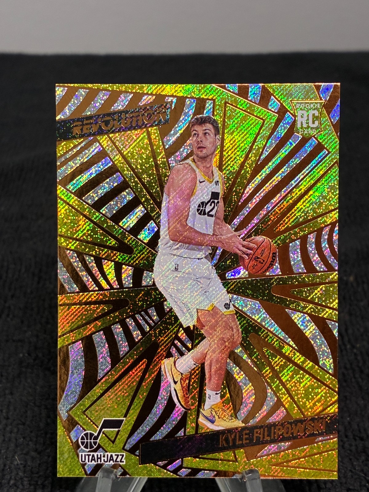 🔥 2024-25 Panini Revolution Kyle Filipowski Rookies #146 (RC) 💎 Jazz Rookie Pa