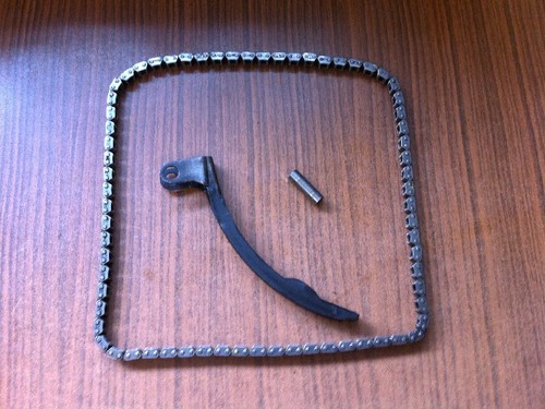 Steuerkette und eine Laufschiene vom Getriebe Kawasaki ZXR 750 H2