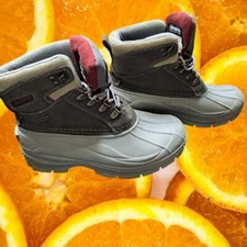 Smith's Waterproof Gray/Berry Duck Boots with Thinsulate Size 9