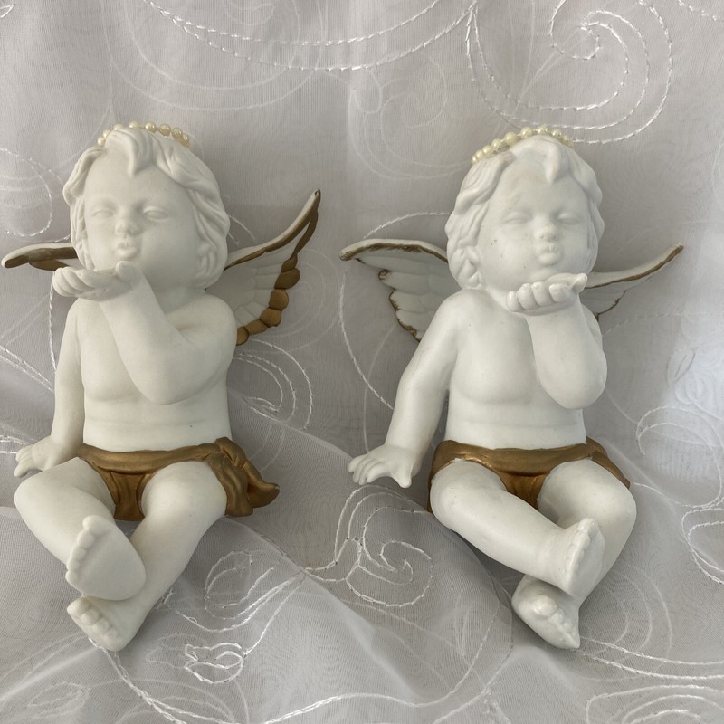 Pair Of Angel Cherubs Mantle Shelf Sitter Trimmed in Gold Vintage Bisque