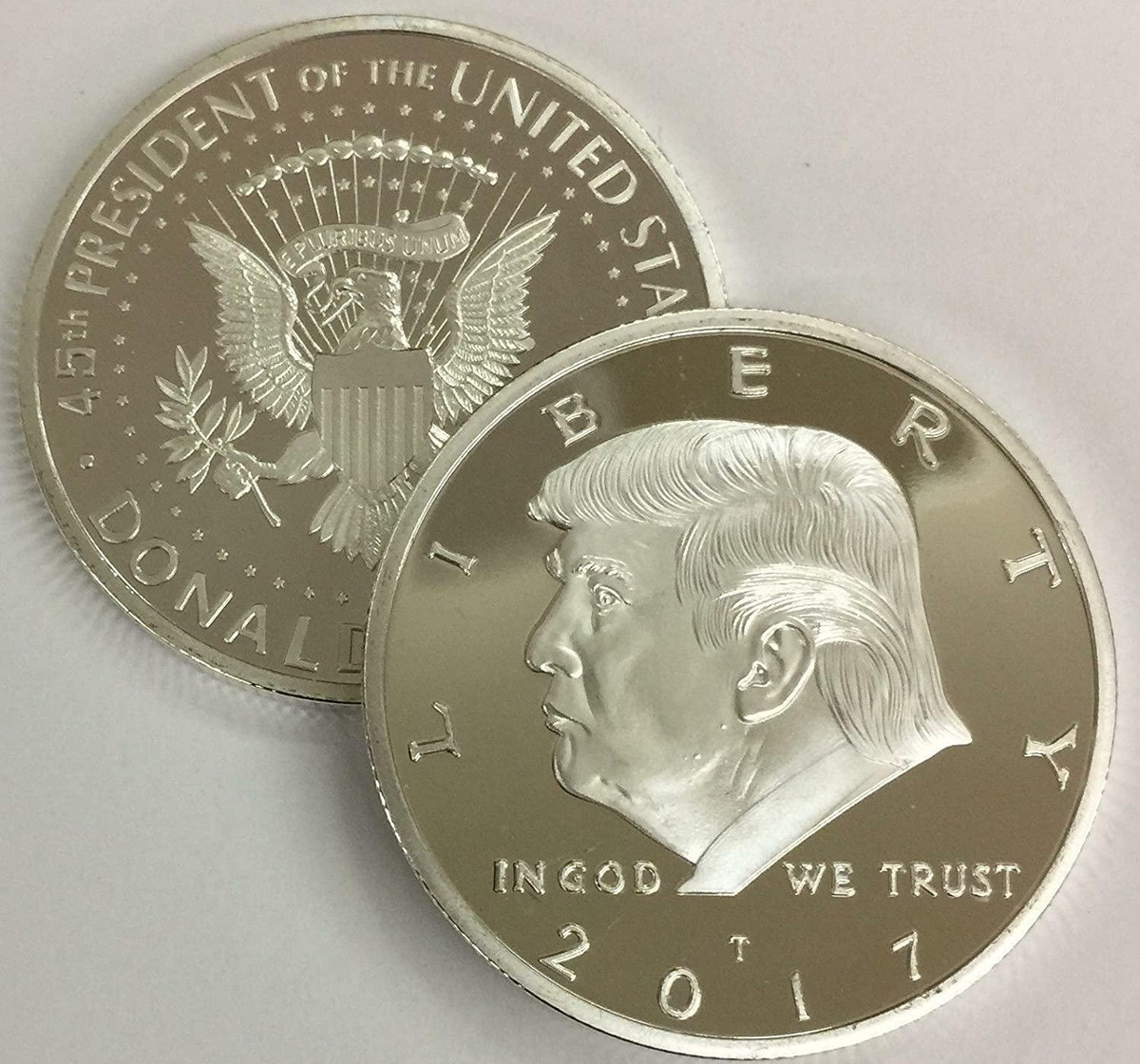 トランプ大統領記念 2017年発行　シルバーイーグル銀貨 2017 President Donald Trump Inaugural Silver EAGLE Commemorative