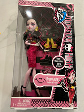 Mattel Monster High Draculaura 11in Articulated Doll w/ Accessories NIB