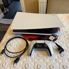 Sony PlayStation 5 / PS5 Blu-ray Disc Edition & Controller - 825GB - CFI-1216A