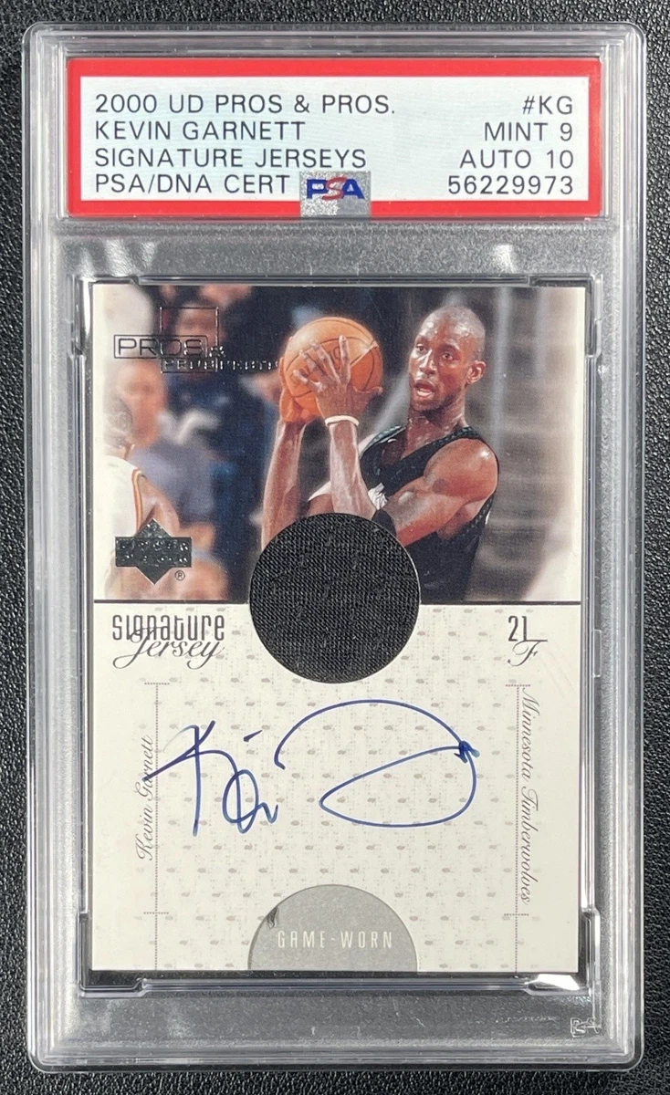 Kevin Garnett Basketball Autographed Sports Trading Cards
