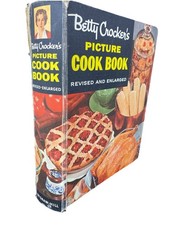 Vintage 1956 Betty Crocker’s Picture Cook Book Revised & Enlarged Second Edition