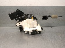 A2047202735 SCHLOSS DER LINKEN VORDERT&Uuml;R / A2047202735 / 5643992 F&Uuml;R MERCEDES-BE