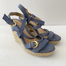 Eurosoft by Sofft Women  s Stacked Blue Tan Straw Espadrille Sandals Size 8