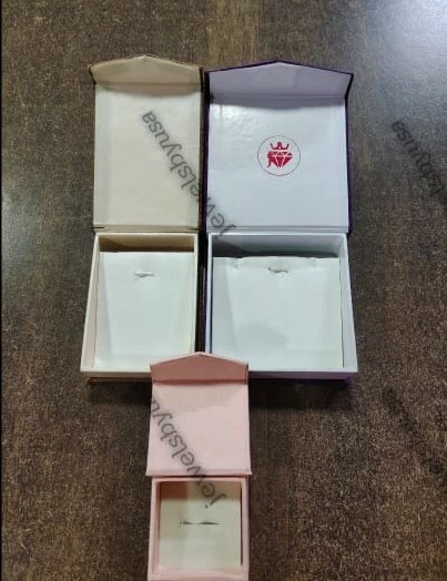 Colgante de billete de cien muñecas personalizado de metal macizo para hombre enchapado en oro amarillo plateado Foto 4 de 4